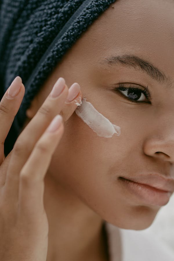 Crème hydratante visage : la douceur au service de votre peau